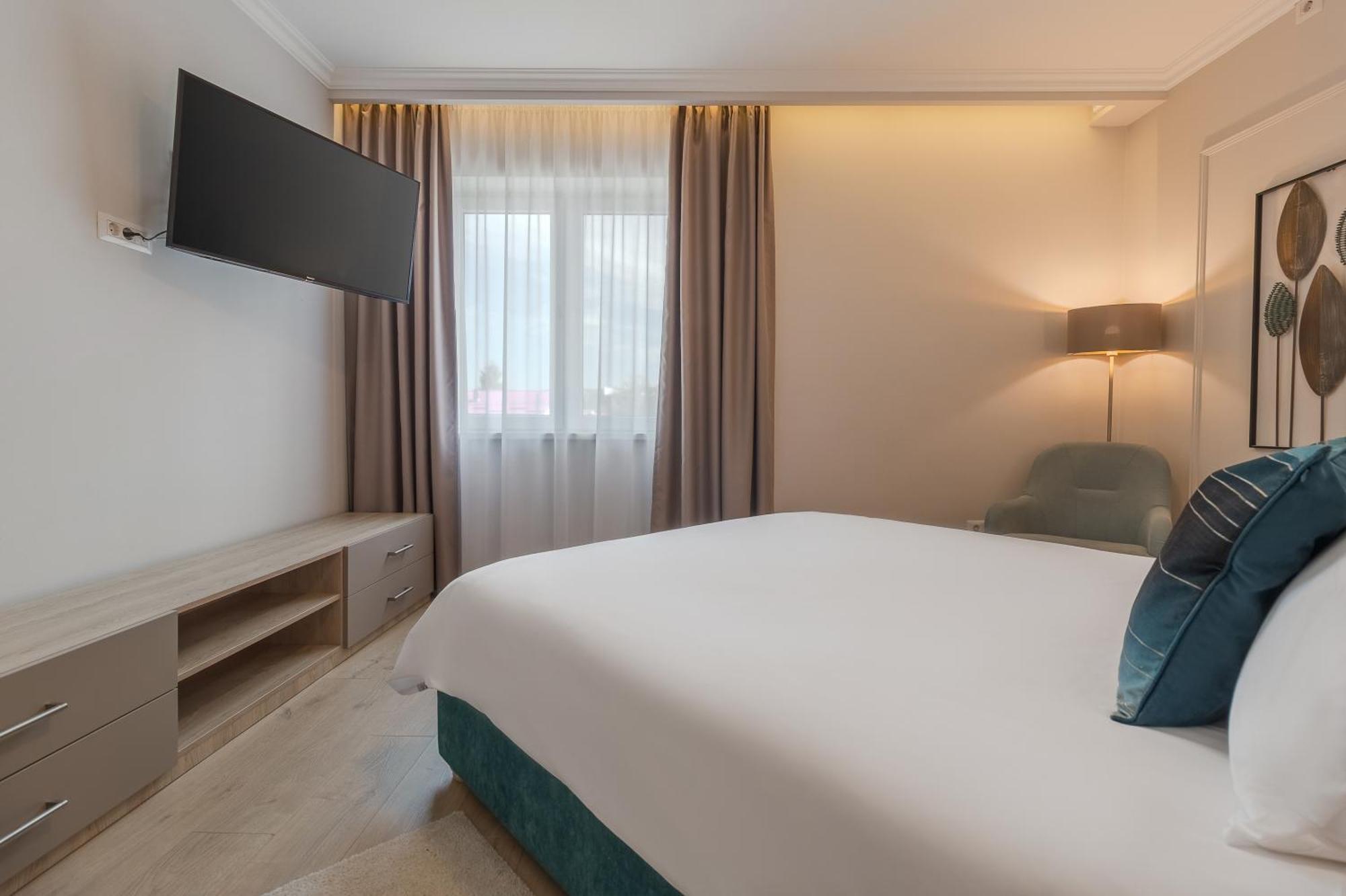 Dozsa Residence Oradea Extérieur photo