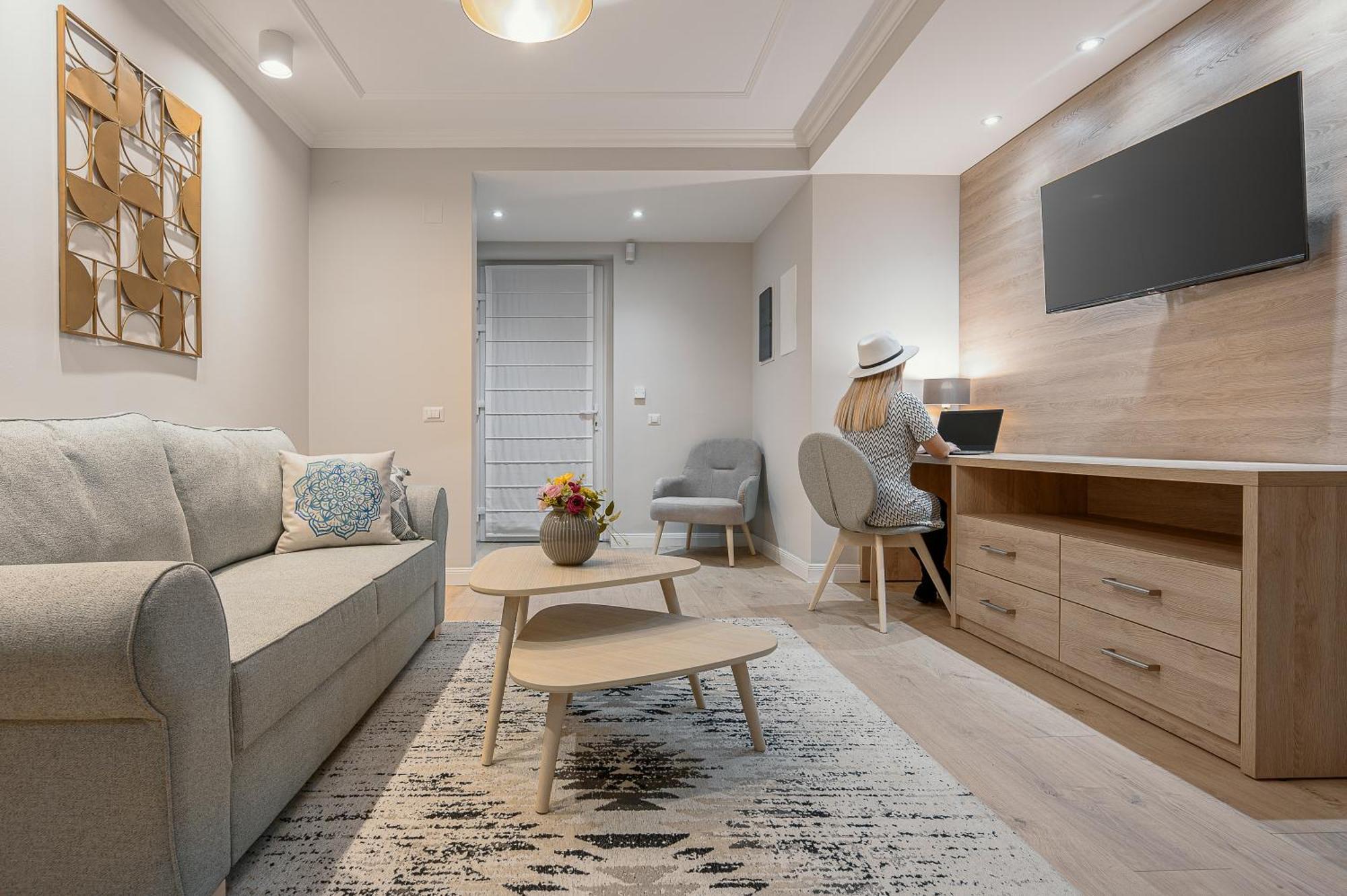Dozsa Residence Oradea Extérieur photo